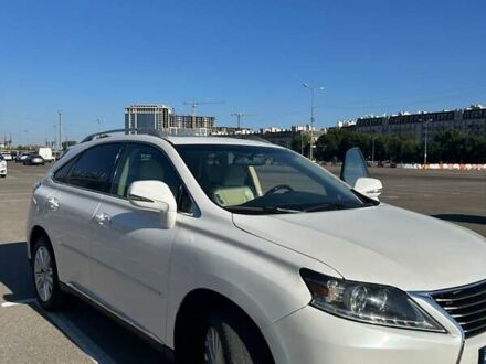 Белый Лексус РХ, объемом двигателя 3.46 л и пробегом 188 тыс. км за 18200 $, фото 1 на Automoto.ua