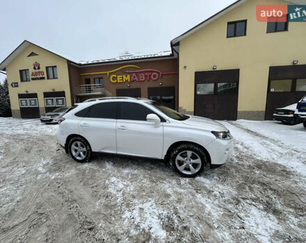 Белый Лексус РХ, объемом двигателя 3.46 л и пробегом 247 тыс. км за 23700 $, фото 1 на Automoto.ua