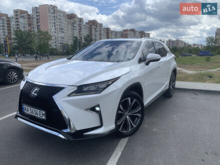 Белый Лексус РХ, объемом двигателя 3.46 л и пробегом 170 тыс. км за 32900 $, фото 1 на Automoto.ua