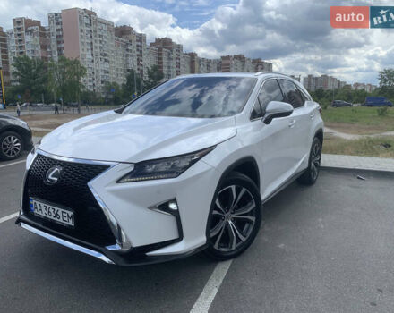 Белый Лексус РХ, объемом двигателя 3.46 л и пробегом 170 тыс. км за 32900 $, фото 1 на Automoto.ua