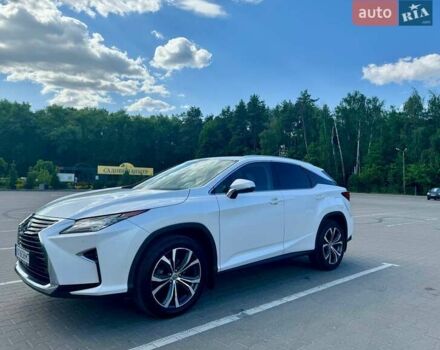 Белый Лексус РХ, объемом двигателя 2 л и пробегом 135 тыс. км за 30800 $, фото 1 на Automoto.ua