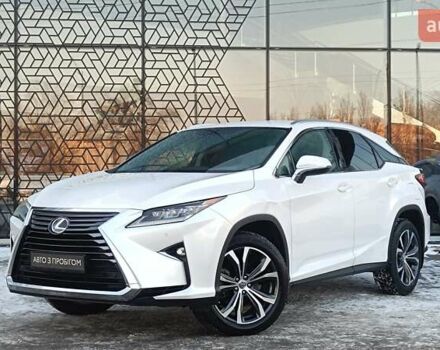 Белый Лексус РХ, объемом двигателя 2 л и пробегом 38 тыс. км за 38475 $, фото 1 на Automoto.ua