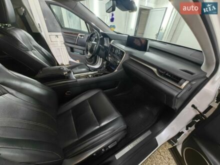 Белый Лексус РХ, объемом двигателя 3.46 л и пробегом 87 тыс. км за 33000 $, фото 1 на Automoto.ua