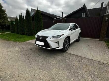 Белый Лексус РХ, объемом двигателя 3 л и пробегом 104 тыс. км за 25000 $, фото 1 на Automoto.ua