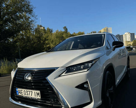 Білий Лексус РХ, об'ємом двигуна 2 л та пробігом 52 тис. км за 38400 $, фото 1 на Automoto.ua