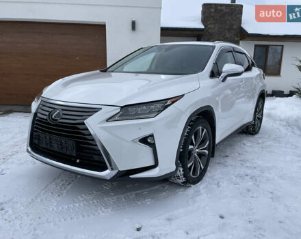 Белый Лексус РХ, объемом двигателя 2 л и пробегом 127 тыс. км за 28700 $, фото 1 на Automoto.ua