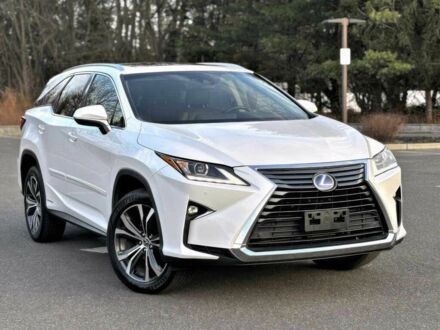 Белый Лексус РХ, объемом двигателя 3.5 л и пробегом 33 тыс. км за 30000 $, фото 1 на Automoto.ua