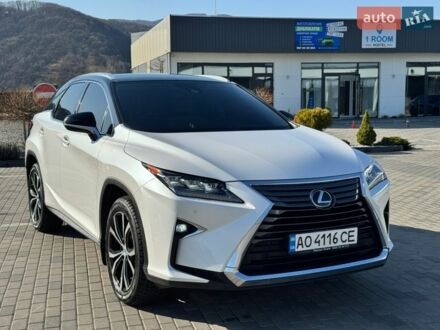 Белый Лексус РХ, объемом двигателя 2 л и пробегом 48 тыс. км за 43000 $, фото 1 на Automoto.ua