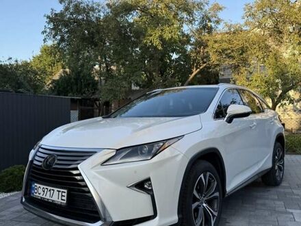 Белый Лексус РХ, объемом двигателя 3.46 л и пробегом 55 тыс. км за 35999 $, фото 1 на Automoto.ua