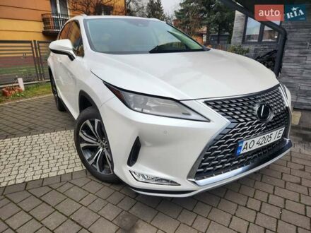Лексус РХ 2022 в Киеве на Automoto.ua Белый Лексус РХ, объемом двигателя 3.46 л и пробегом 12 тыс. км за 46299 $, фото 1 на Automoto.ua