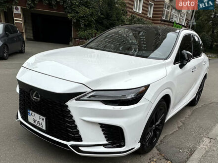 Белый Лексус РХ, объемом двигателя 2.4 л и пробегом 53 тыс. км за 63500 $, фото 1 на Automoto.ua