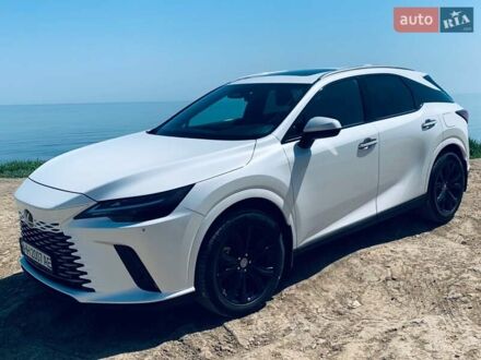 Лексус РХ 2023 у Одесі на Automoto.ua Білий Лексус РХ, об'ємом двигуна 2.5 л та пробігом 38 тис. км за 71999 $, фото 1 на Automoto.ua