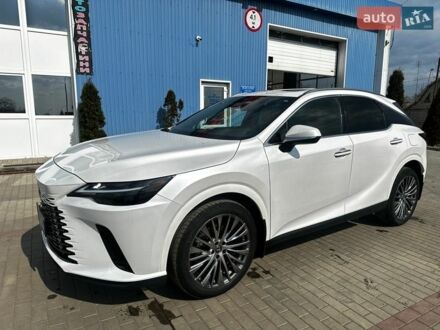 Белый Лексус РХ, объемом двигателя 2.5 л и пробегом 30 тыс. км за 62500 $, фото 1 на Automoto.ua