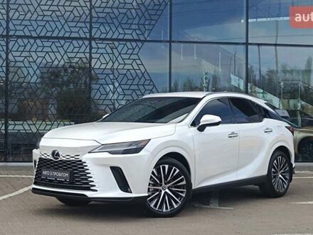 Лексус РХ 2023 в Киеве на Automoto.ua Белый Лексус РХ, объемом двигателя 2.5 л и пробегом 1 тыс. км за 82066 $, фото 1 на Automoto.ua