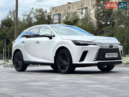 Білий Лексус РХ, об'ємом двигуна 2.4 л та пробігом 6 тис. км за 57500 $, фото 1 на Automoto.ua