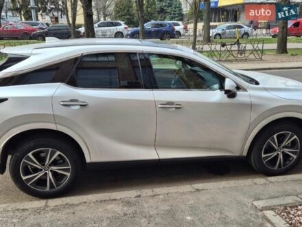 Білий Лексус РХ, об'ємом двигуна 2.49 л та пробігом 12 тис. км за 79999 $, фото 1 на Automoto.ua