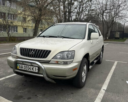 Бежевый Лексус РХ, объемом двигателя 0 л и пробегом 274 тыс. км за 5300 $, фото 1 на Automoto.ua