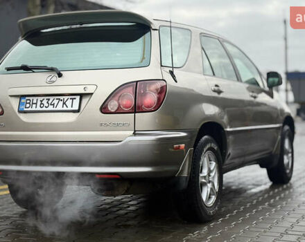 Бежевый Лексус РХ, объемом двигателя 3 л и пробегом 199 тыс. км за 6150 $, фото 17 на Automoto.ua