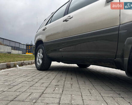 Бежевий Лексус РХ, об'ємом двигуна 3 л та пробігом 240 тис. км за 6700 $, фото 17 на Automoto.ua