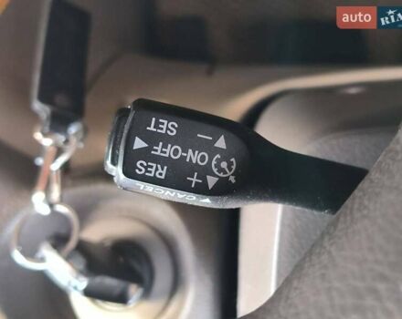 Бежевий Лексус РХ, об'ємом двигуна 3.31 л та пробігом 218 тис. км за 7890 $, фото 17 на Automoto.ua