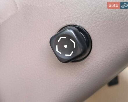 Бежевий Лексус РХ, об'ємом двигуна 3.31 л та пробігом 218 тис. км за 7890 $, фото 28 на Automoto.ua