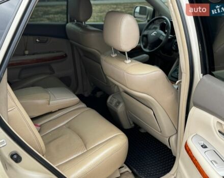 Бежевый Лексус РХ, объемом двигателя 3.3 л и пробегом 270 тыс. км за 9200 $, фото 18 на Automoto.ua