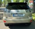 Бежевый Лексус РХ, объемом двигателя 3.3 л и пробегом 272 тыс. км за 8250 $, фото 3 на Automoto.ua
