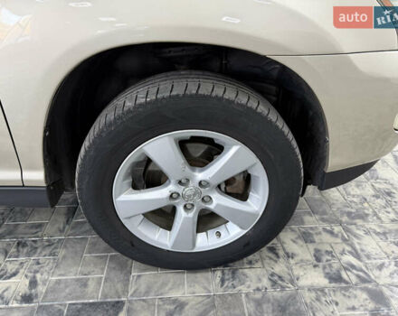 Бежевий Лексус РХ, об'ємом двигуна 3.31 л та пробігом 164 тис. км за 8900 $, фото 23 на Automoto.ua