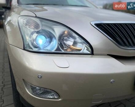 Бежевый Лексус РХ, объемом двигателя 3.31 л и пробегом 258 тыс. км за 8900 $, фото 8 на Automoto.ua