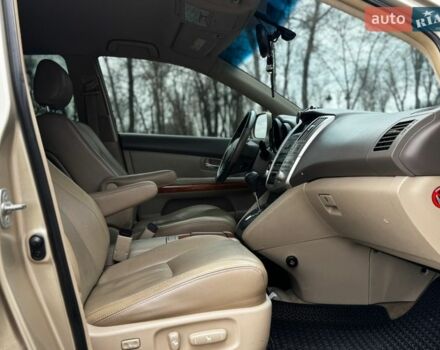 Бежевый Лексус РХ, объемом двигателя 3.3 л и пробегом 270 тыс. км за 9200 $, фото 17 на Automoto.ua