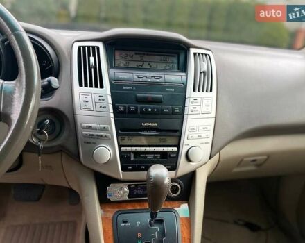Бежевый Лексус РХ, объемом двигателя 3.31 л и пробегом 258 тыс. км за 8900 $, фото 15 на Automoto.ua