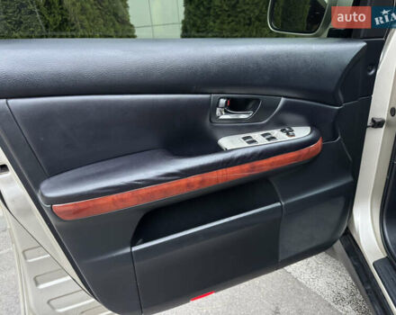 Бежевый Лексус РХ, объемом двигателя 3 л и пробегом 230 тыс. км за 10750 $, фото 8 на Automoto.ua