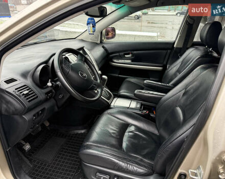 Бежевый Лексус РХ, объемом двигателя 0 л и пробегом 268 тыс. км за 10500 $, фото 32 на Automoto.ua