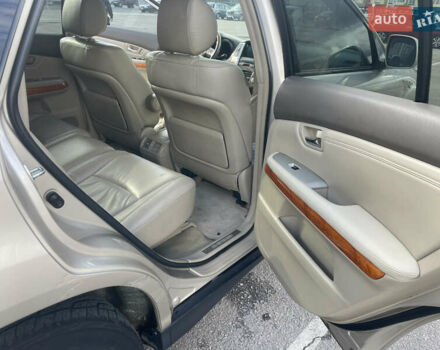 Бежевый Лексус РХ, объемом двигателя 3.46 л и пробегом 198 тыс. км за 13500 $, фото 17 на Automoto.ua