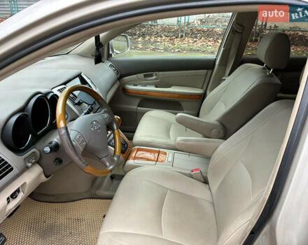 Бежевый Лексус РХ, объемом двигателя 3.5 л и пробегом 268 тыс. км за 10999 $, фото 9 на Automoto.ua