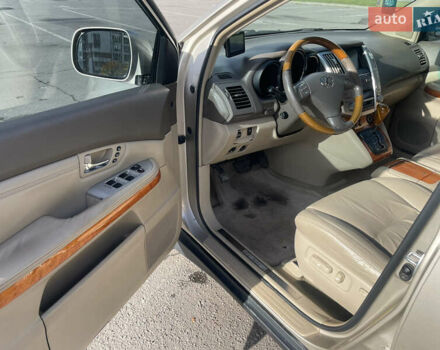 Бежевий Лексус РХ, об'ємом двигуна 3.46 л та пробігом 198 тис. км за 13500 $, фото 16 на Automoto.ua