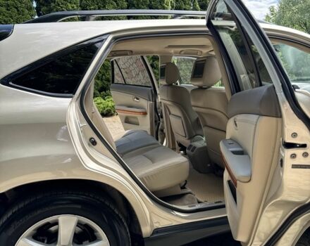 Бежевий Лексус РХ, об'ємом двигуна 3.5 л та пробігом 210 тис. км за 11500 $, фото 4 на Automoto.ua