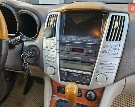 Бежевый Лексус РХ, объемом двигателя 3.46 л и пробегом 263 тыс. км за 10600 $, фото 18 на Automoto.ua