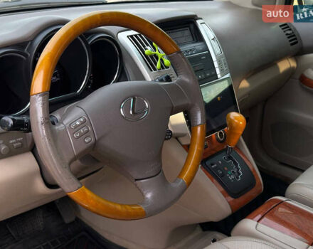 Лексус РХ 2007 в Харькове на Automoto.ua Бежевый Лексус РХ, объемом двигателя 3.46 л и пробегом 251 тыс. км за 8800 $, фото 14 на Automoto.ua