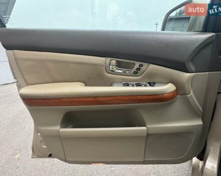 Бежевый Лексус РХ, объемом двигателя 3.46 л и пробегом 228 тыс. км за 10900 $, фото 88 на Automoto.ua