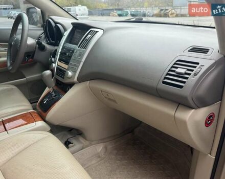 Бежевый Лексус РХ, объемом двигателя 3.46 л и пробегом 228 тыс. км за 10900 $, фото 81 на Automoto.ua