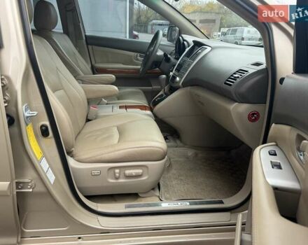 Бежевый Лексус РХ, объемом двигателя 3.46 л и пробегом 228 тыс. км за 10900 $, фото 83 на Automoto.ua