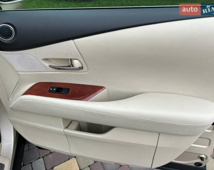 Лексус РХ 2009 в Днепре (Днепропетровске) на Automoto.ua Бежевый Лексус РХ, объемом двигателя 3.46 л и пробегом 186 тыс. км за 13900 $, фото 18 на Automoto.ua