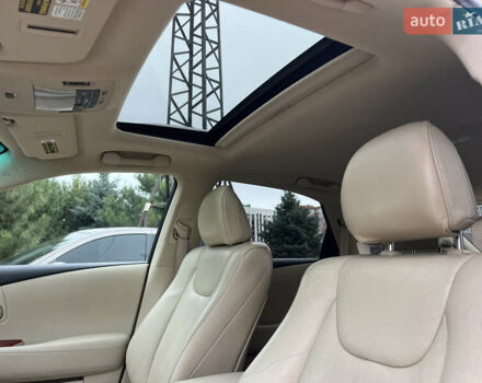 Лексус РХ 2009 в Днепре (Днепропетровске) на Automoto.ua Бежевый Лексус РХ, объемом двигателя 3.46 л и пробегом 186 тыс. км за 13900 $, фото 11 на Automoto.ua