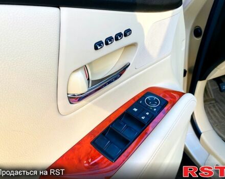 Бежевый Лексус РХ, объемом двигателя 3.5 л и пробегом 175 тыс. км за 13900 $, фото 11 на Automoto.ua