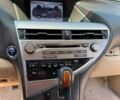 Бежевый Лексус РХ, объемом двигателя 3.5 л и пробегом 210 тыс. км за 18000 $, фото 12 на Automoto.ua