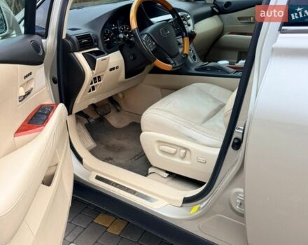 Бежевый Лексус РХ, объемом двигателя 3.46 л и пробегом 310 тыс. км за 15900 $, фото 11 на Automoto.ua