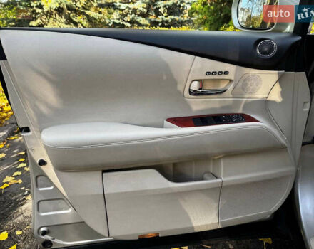 Лексус РХ 2012 в Киеве на Automoto.ua Бежевый Лексус РХ, объемом двигателя 3.5 л и пробегом 98 тыс. км за 22990 $, фото 9 на Automoto.ua