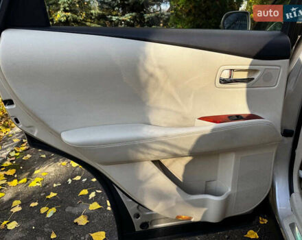 Лексус РХ 2012 в Киеве на Automoto.ua Бежевый Лексус РХ, объемом двигателя 3.5 л и пробегом 98 тыс. км за 22990 $, фото 27 на Automoto.ua