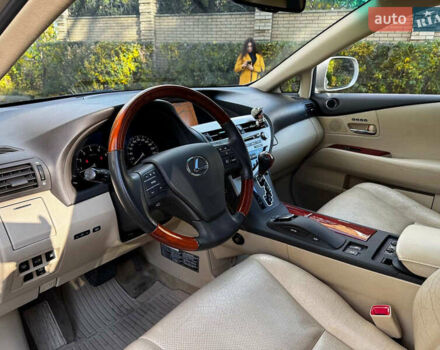 Лексус РХ 2012 в Киеве на Automoto.ua Бежевый Лексус РХ, объемом двигателя 3.5 л и пробегом 98 тыс. км за 22990 $, фото 12 на Automoto.ua